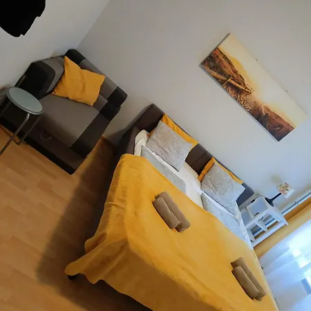 Апартаменты Kawalerka Na Ogarnej Krr *